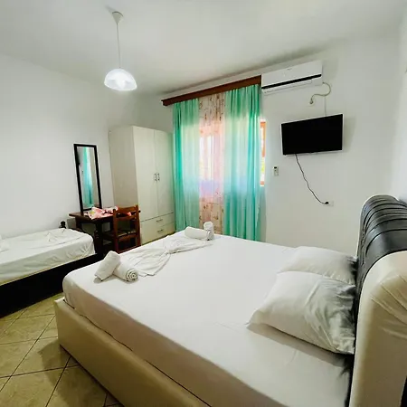 Dollomaja Ksamil